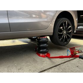 3.5 Tonnás Pneumatikus Emelő