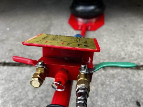 3.5 Tonnás Pneumatikus Emelő