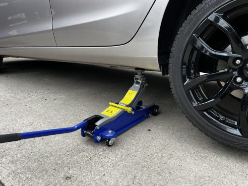 2.5 Tonnás Hidraulikus Emelő