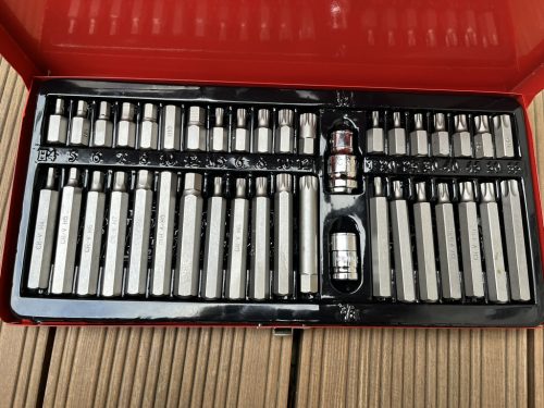 Torx és Imbusz bit készlet 40 részes 