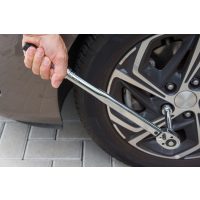 Hajtószárak, nyomatékkulcsok